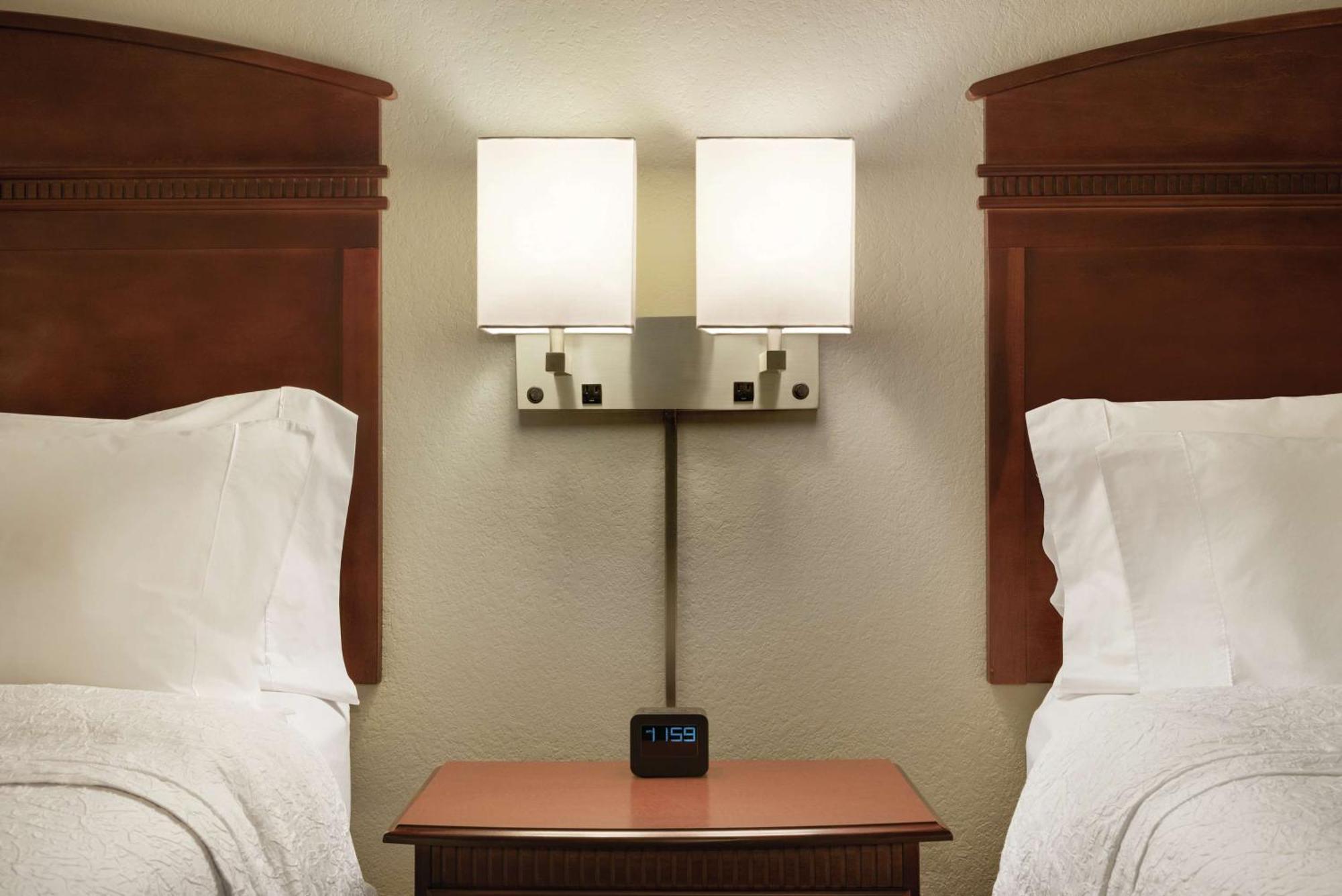 Hampton Inn & Suites Madison - West Exteriér fotografie