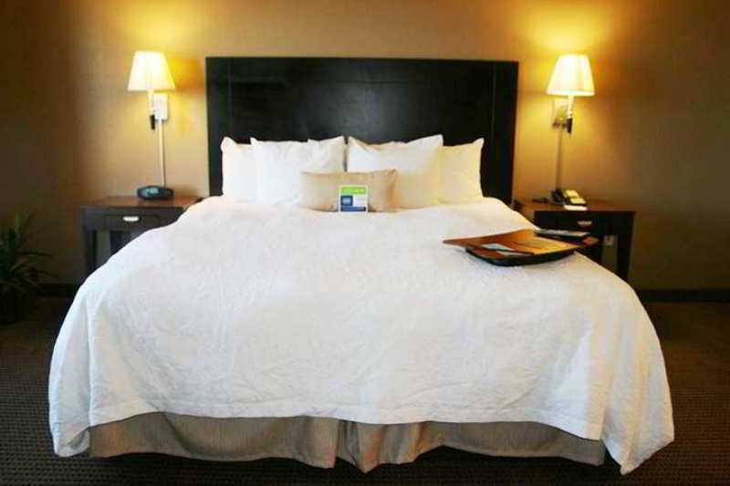 Hampton Inn & Suites Madison - West Exteriér fotografie